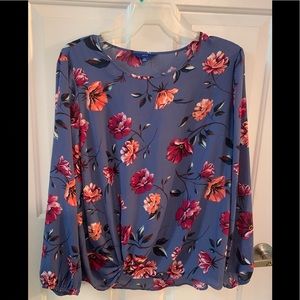 Women Blouse Purple with flowers size XXL like new